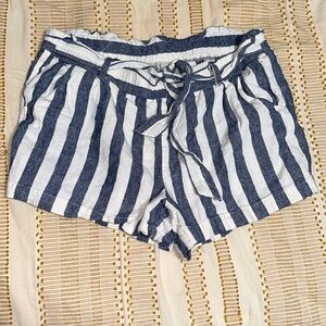 Jolt Women's Waist Tie Striped Printed Paper Bag Shorts - Large